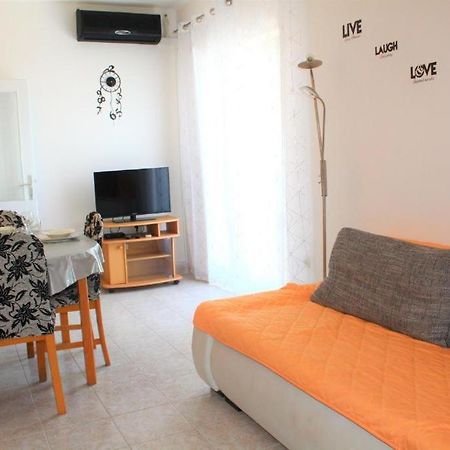 Apartment Nana Primosten Luaran gambar
