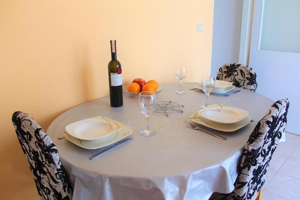 Apartment Nana Primosten Luaran gambar