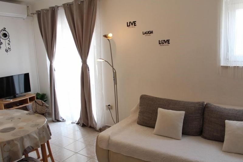 Apartment Nana Primosten Luaran gambar
